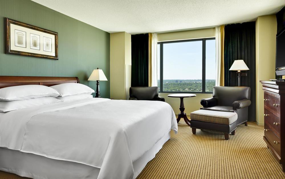 Sheraton Overland Park Hotel At The Convention Center Exteriér fotografie