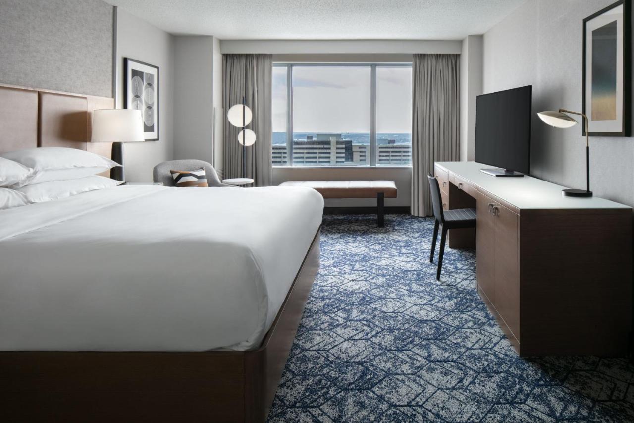 Sheraton Overland Park Hotel At The Convention Center Exteriér fotografie