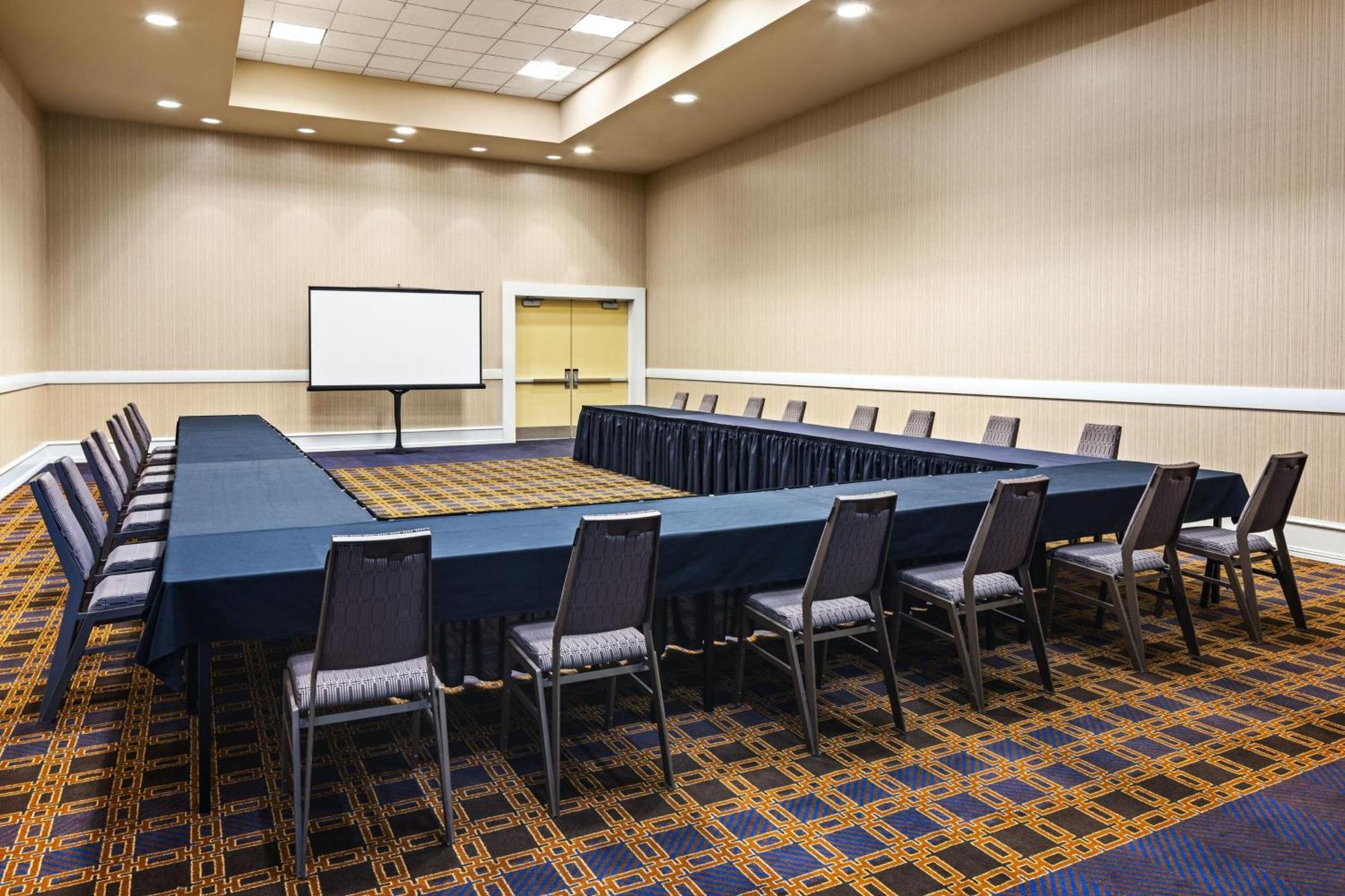 Sheraton Overland Park Hotel At The Convention Center Exteriér fotografie