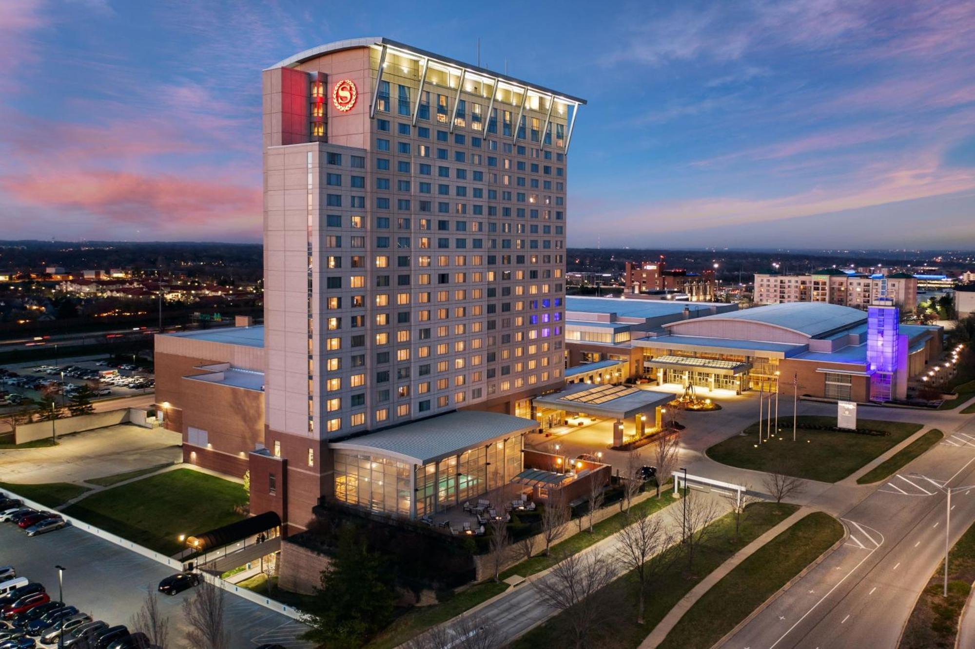 Sheraton Overland Park Hotel At The Convention Center Exteriér fotografie