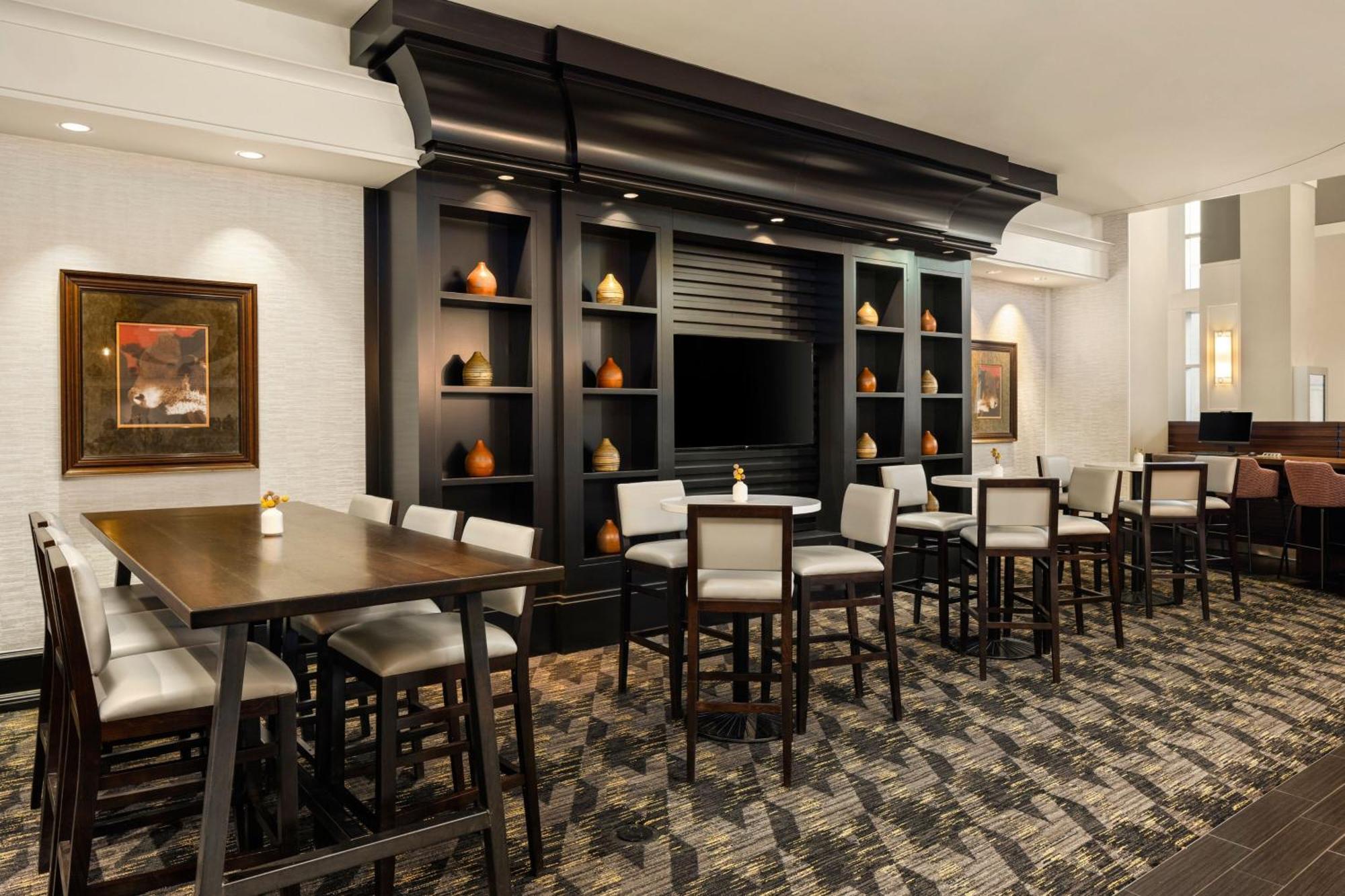 Sheraton Overland Park Hotel At The Convention Center Exteriér fotografie