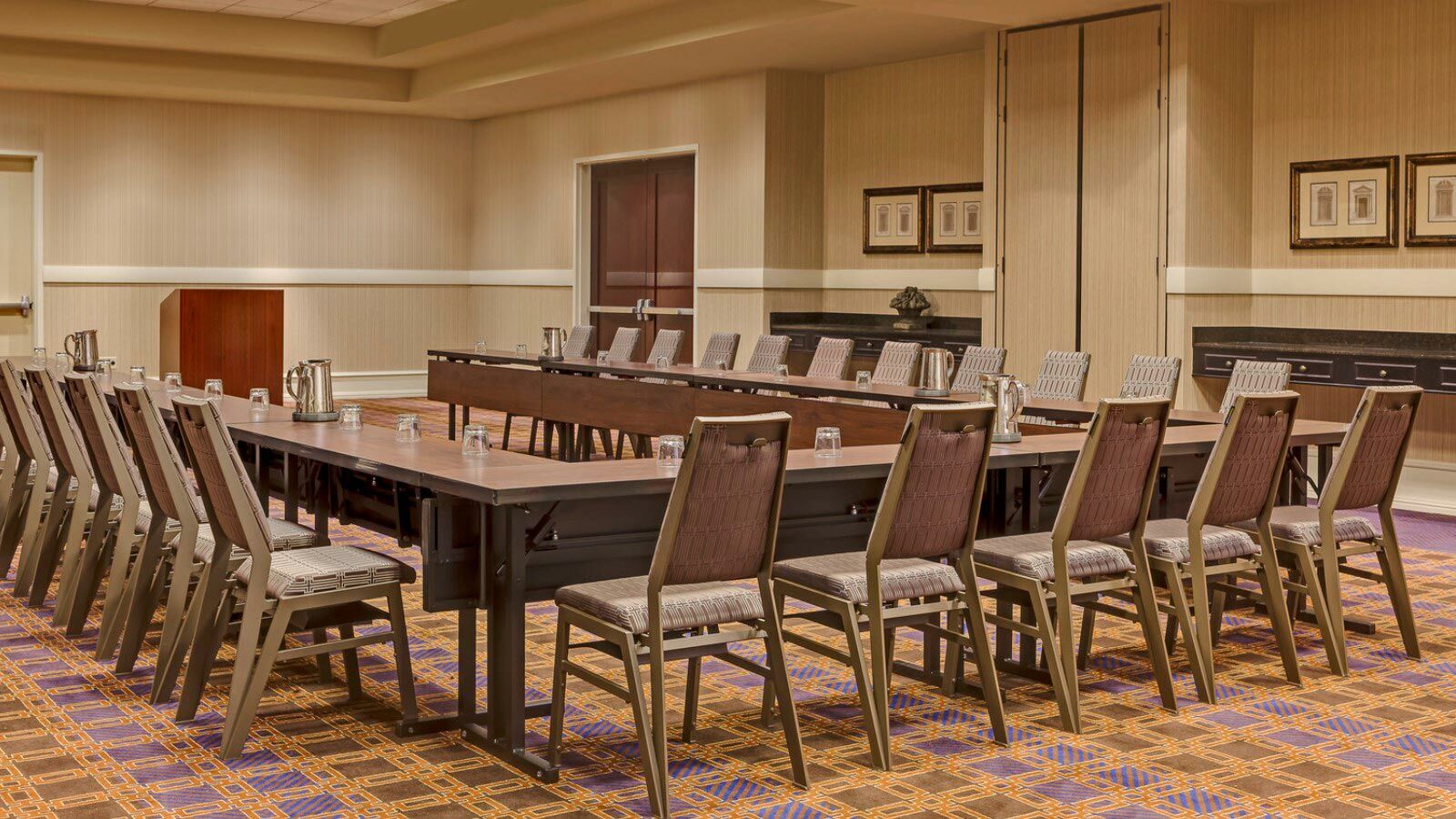 Sheraton Overland Park Hotel At The Convention Center Exteriér fotografie